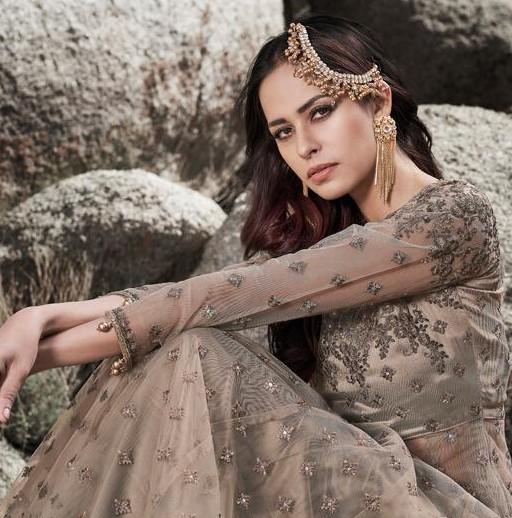 Potli To Clutch Box! Latest Bridal Bags To Match With Your Outfits! |  WeddingBazaar